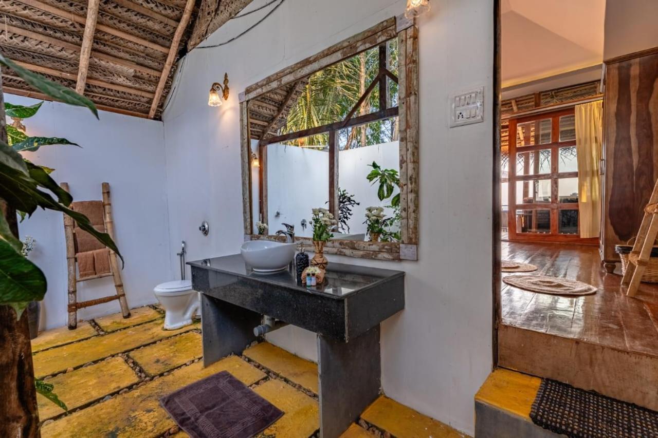 The Bay Agonda Hotel Bagian luar foto
